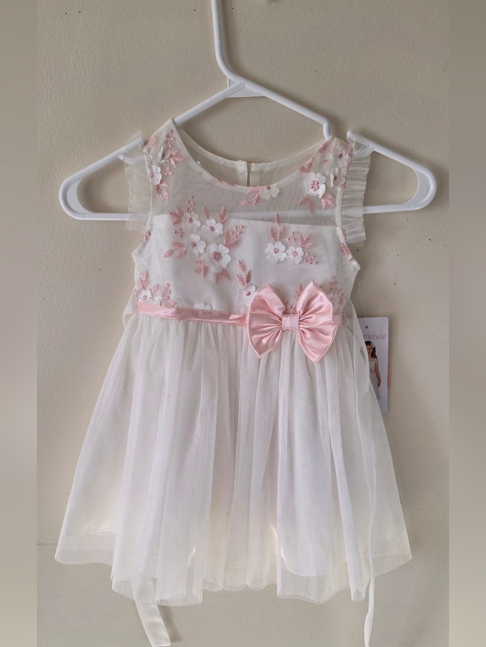 NWT Girl's party dress/frock 2T